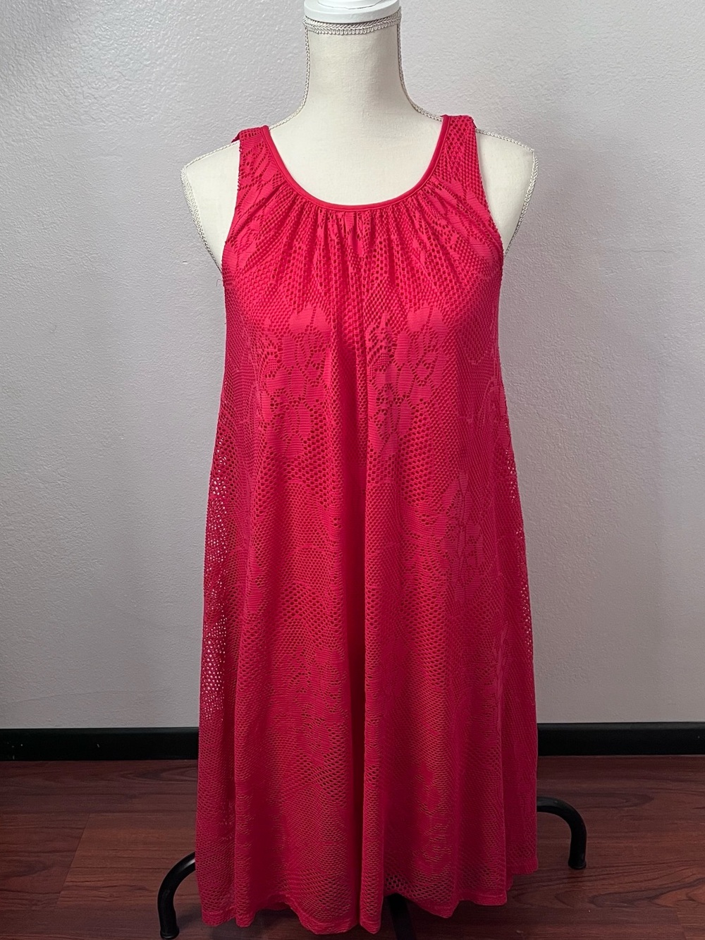 London Times Aubree Red Floral Eyelet Sleeveless Mini Dress Size 4 NWOT